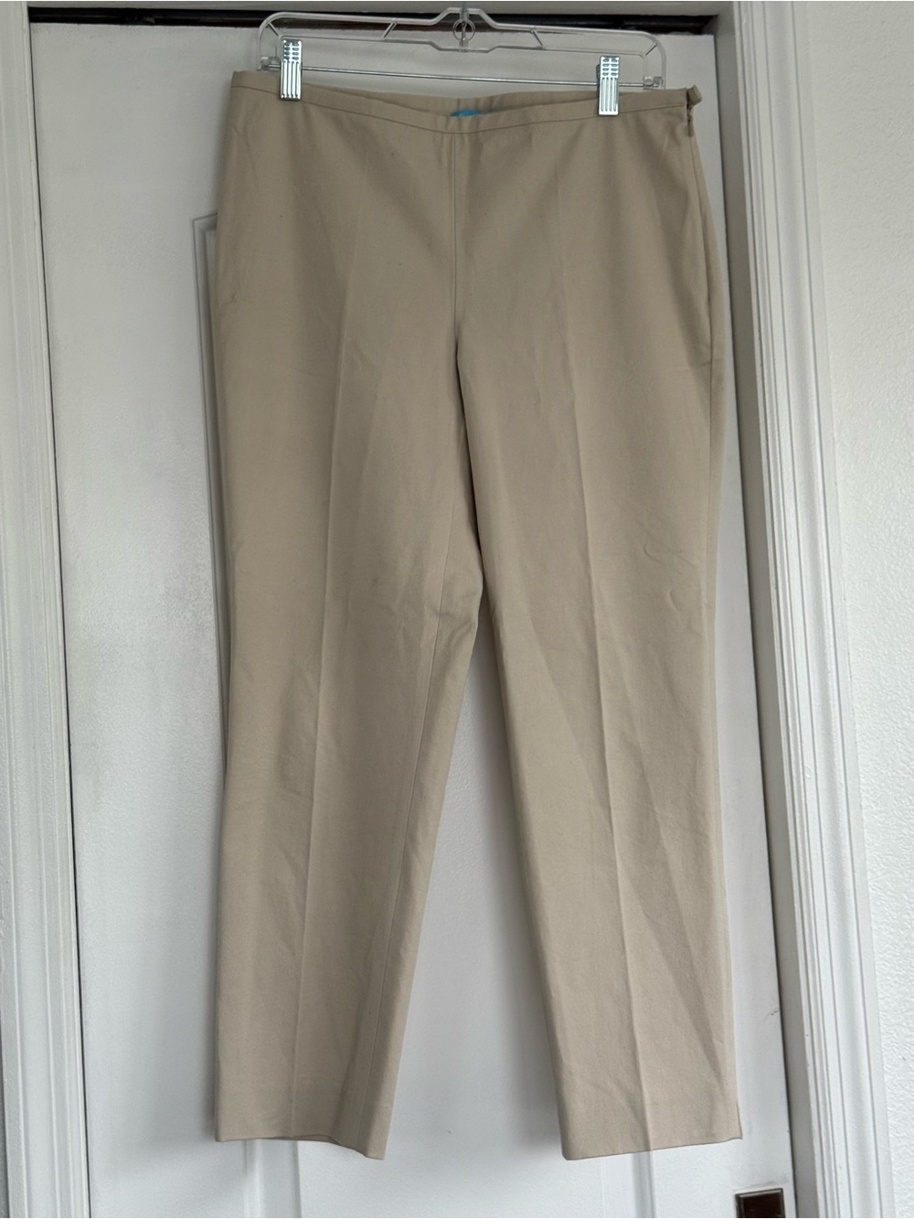 J. McLaughlin Cropped Straight-Leg Pants in Light Beige